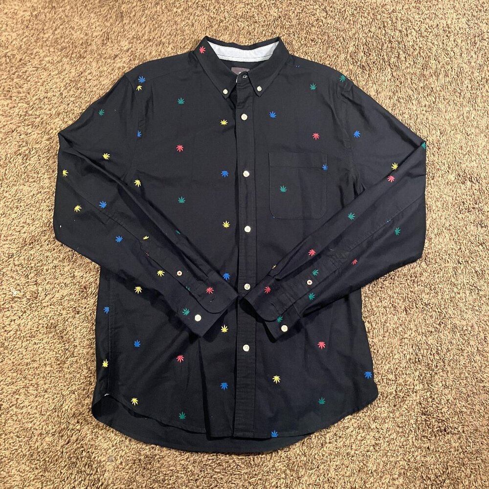 Urban Outfitters Hawkings McGill Black Leaf Print Button Down Long Sleeve Shirt
